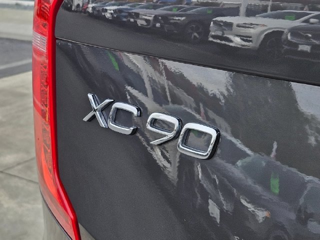 Certified 2023 Volvo XC90 T8 Ultimate w/ Protection Package Premier AWD/4WD image 10