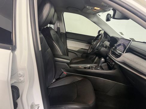 Used 2022 Jeep Compass Latitude AWD/4WD image 30