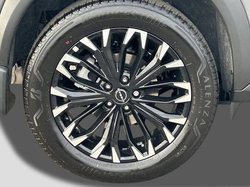 New 2026 Nissan Rogue SV image 8