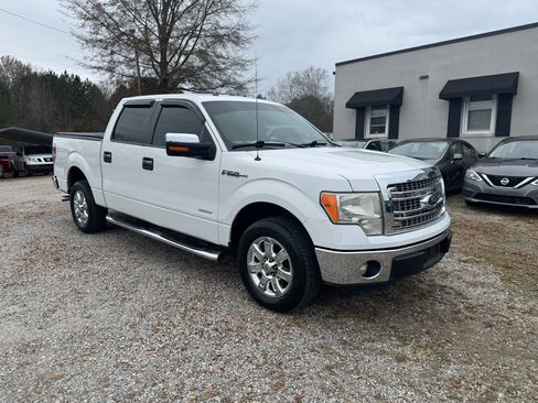 Used 2013 Ford F150 XLT w/ XLT Chrome Pkg image 3