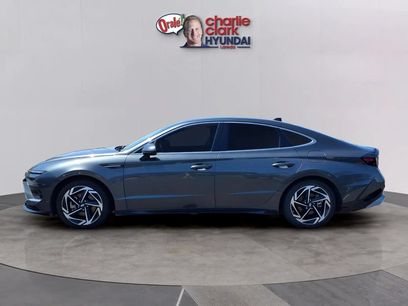 Used 2024 Hyundai Sonata SEL w/ Convenience Package