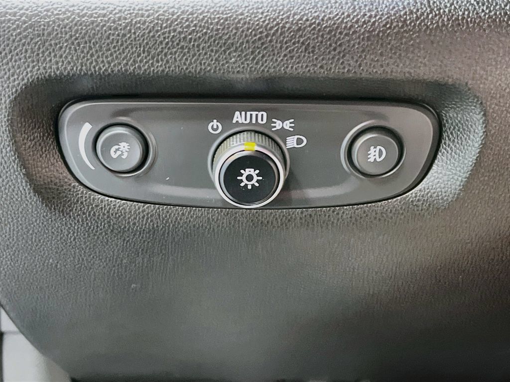 Used 2019 Chevrolet Traverse LT AWD/4WD image 10