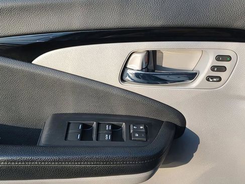 Used 2017 Honda Pilot Elite image 26