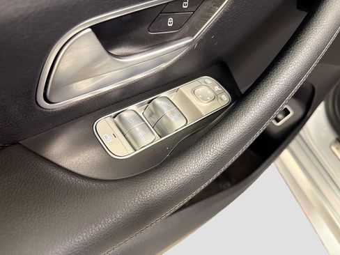 Certified 2024 Mercedes-Benz GLE 450 4MATIC image 19