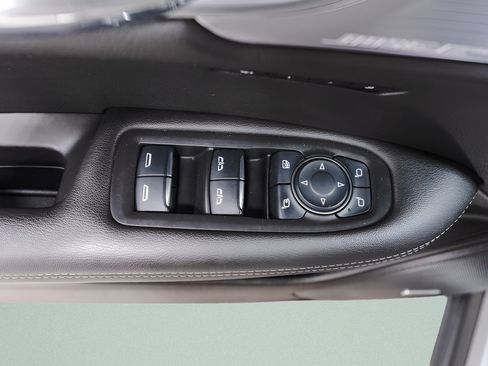 Used 2023 Cadillac XT6 Premium Luxury FWD image 27