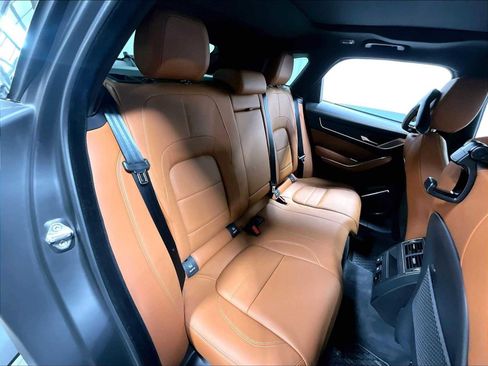 Used 2025 Jaguar F-PACE R-Dynamic S image 32