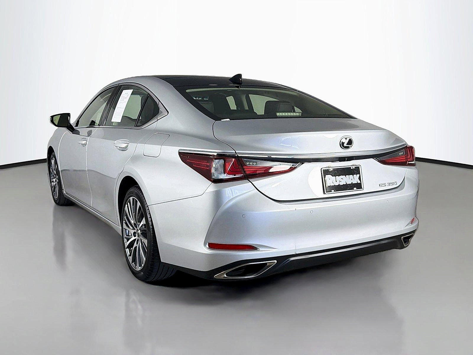 Used 2019 Lexus ES 350 w/ Premium Package FWD image 5