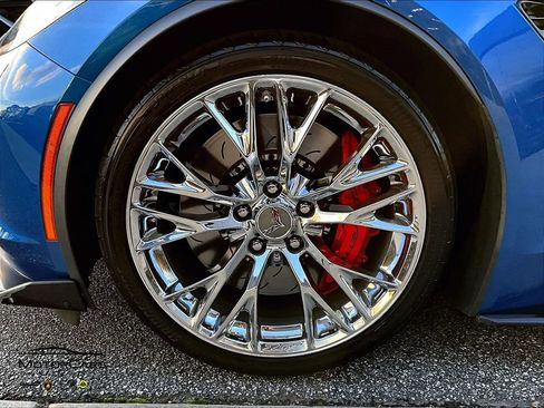 Used 2016 Chevrolet Corvette Z06 w/ 3LZ Preferred Equipment Group image 9