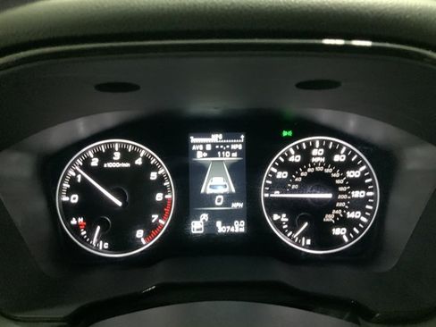 Used 2024 Subaru Outback Premium AWD/4WD image 24