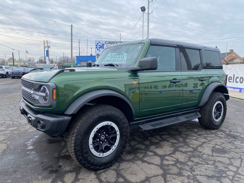 Used 2025 Ford Bronco Badlands w/ Sasquatch Package image 8