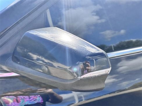 Used 2023 Chevrolet Equinox LT image 11