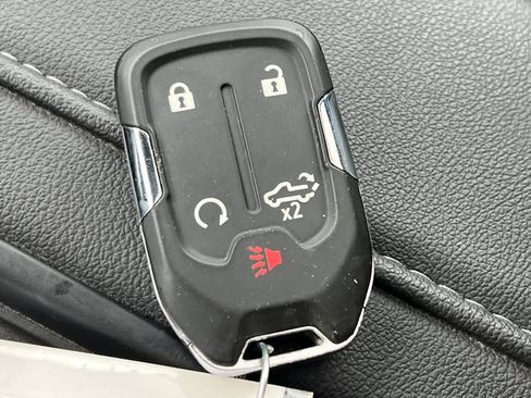 Used 2021 Chevrolet Silverado 1500 LT Trail Boss w/ Convenience Package II image 21