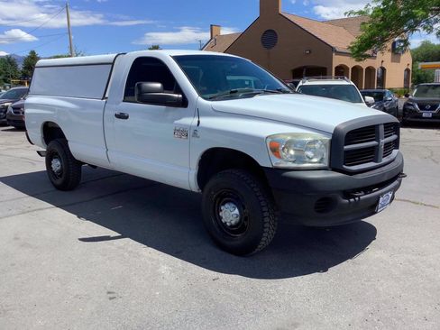 Used 2008 Dodge Ram 2500 Truck ST w/ Popular Equipment Group AWD/4WD image 8