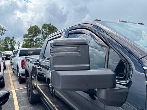 Used 2022 GMC Sierra 2500 Denali AWD/4WD image 4