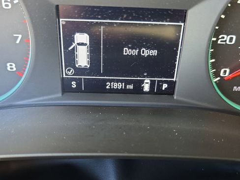 Certified 2023 Chevrolet Traverse LT image 30