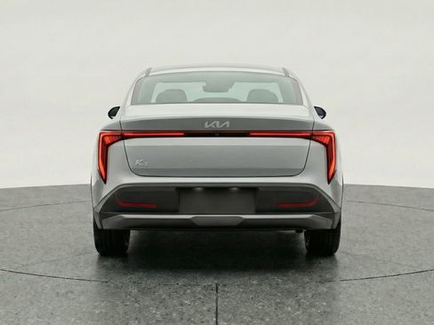 Used 2025 Kia K4 FWD image 7