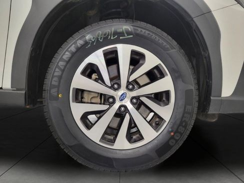 Used 2025 Subaru Outback Premium AWD/4WD image 59