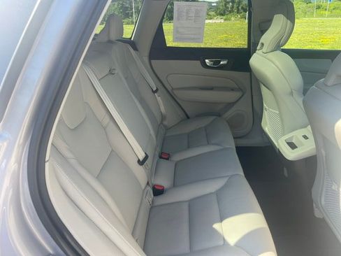Used 2024 Volvo XC60 B5 Core w/ Climate Package AWD/4WD image 13