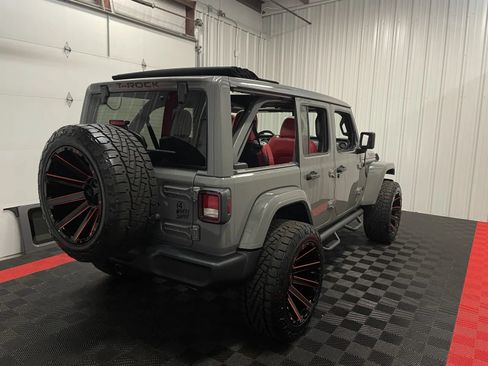Used 2021 Jeep Wrangler Unlimited Sport AWD/4WD image 3