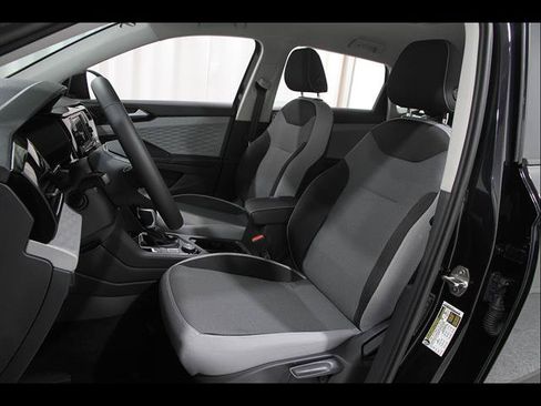 Certified 2024 Volkswagen Taos S AWD/4WD image 5