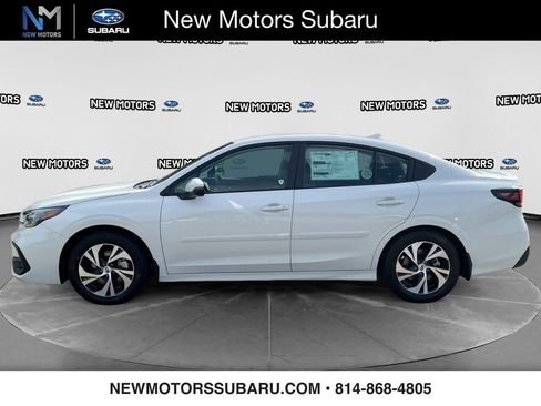 Used 2025 Subaru Legacy Premium AWD/4WD image 2