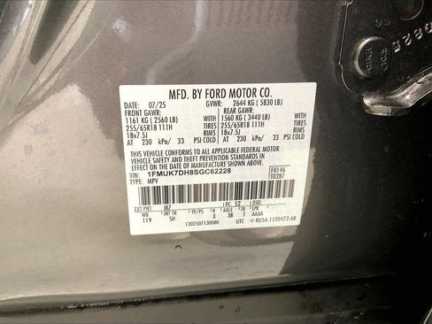Used 2025 Ford Explorer Active w/ Active Comfort Package RWD image 33