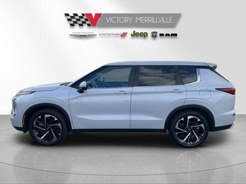 Used 2024 Mitsubishi Outlander Ralliart AWD/4WD image 2