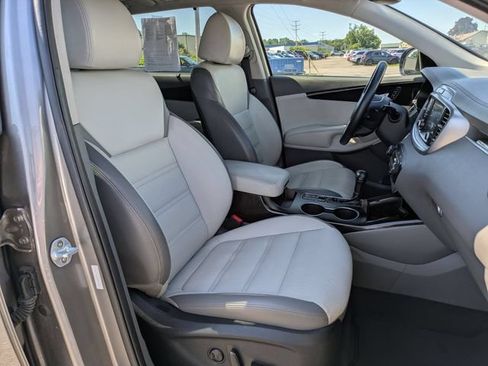 Used 2019 Kia Sorento SX AWD/4WD image 26