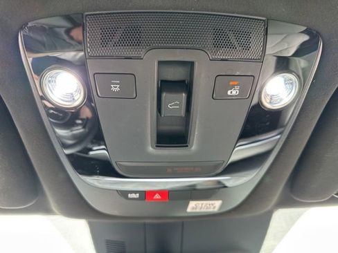 Certified 2025 Kia Sorento SX Prestige AWD/4WD image 13
