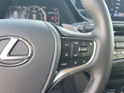 Used 2023 Lexus ES 350 image 21