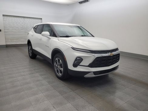 Used 2024 Chevrolet Blazer LT FWD image 13