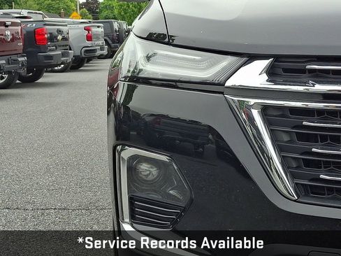Used 2022 Chevrolet Traverse LT w/ LPO, Floor Liner Package AWD/4WD image 11