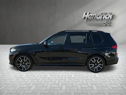 Used 2022 BMW X7 xDrive40i w/ M Sport Package image 10