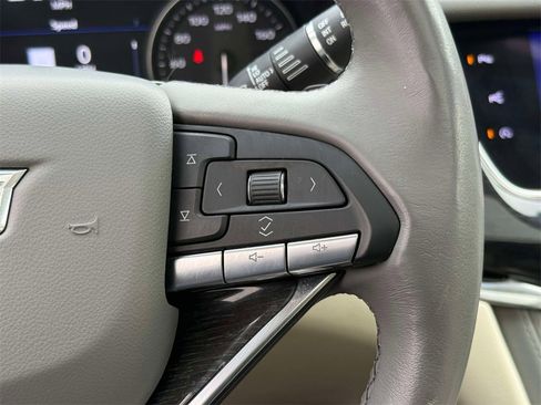 Used 2020 Cadillac XT6 Premium Luxury image 34