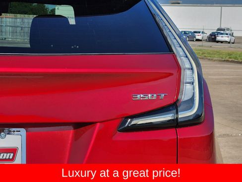 Used 2023 Cadillac XT4 Sport w/ Cold Weather Package FWD image 16