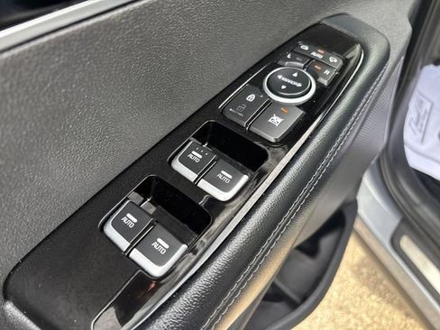 Used 2020 Kia Sorento SX AWD/4WD image 12