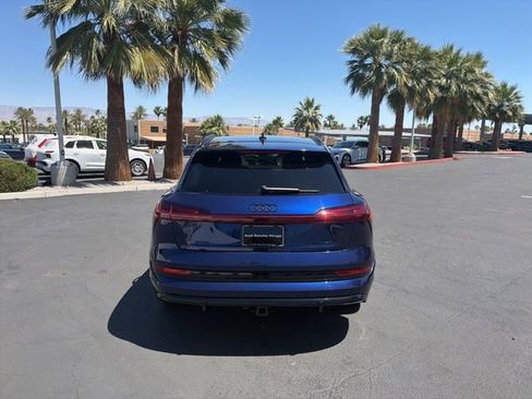 Used 2023 Audi e-tron Chronos image 6