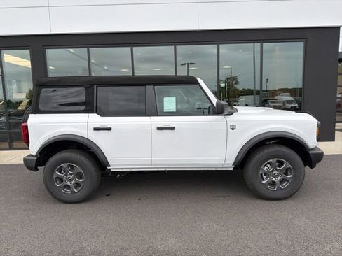 New 2026 Ford Bronco Big Bend AWD/4WD image 2