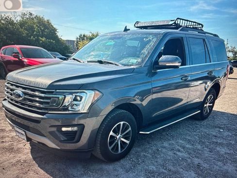 Used 2019 Ford Expedition XLT w/ Equipment Group 202A AWD/4WD image 1