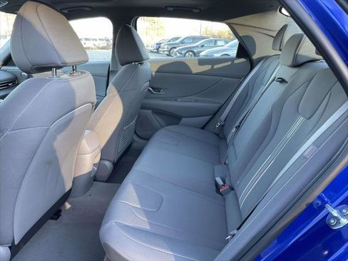 New 2026 Hyundai Elantra SEL Sport Premium FWD image 6