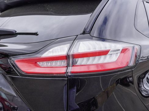 New 2024 Ford Edge SE AWD/4WD image 9
