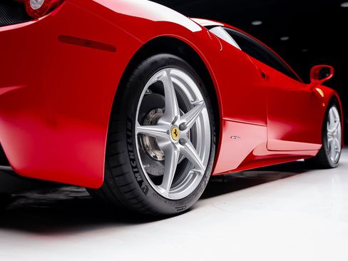 Used 2011 Ferrari 458 Italia Coupe RWD image 73