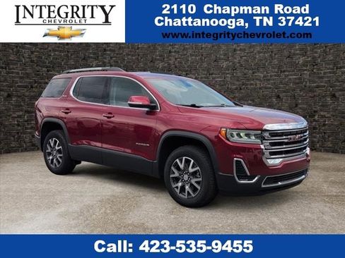 Used 2023 GMC Acadia SLE w/ Driver Convenience Package image 1