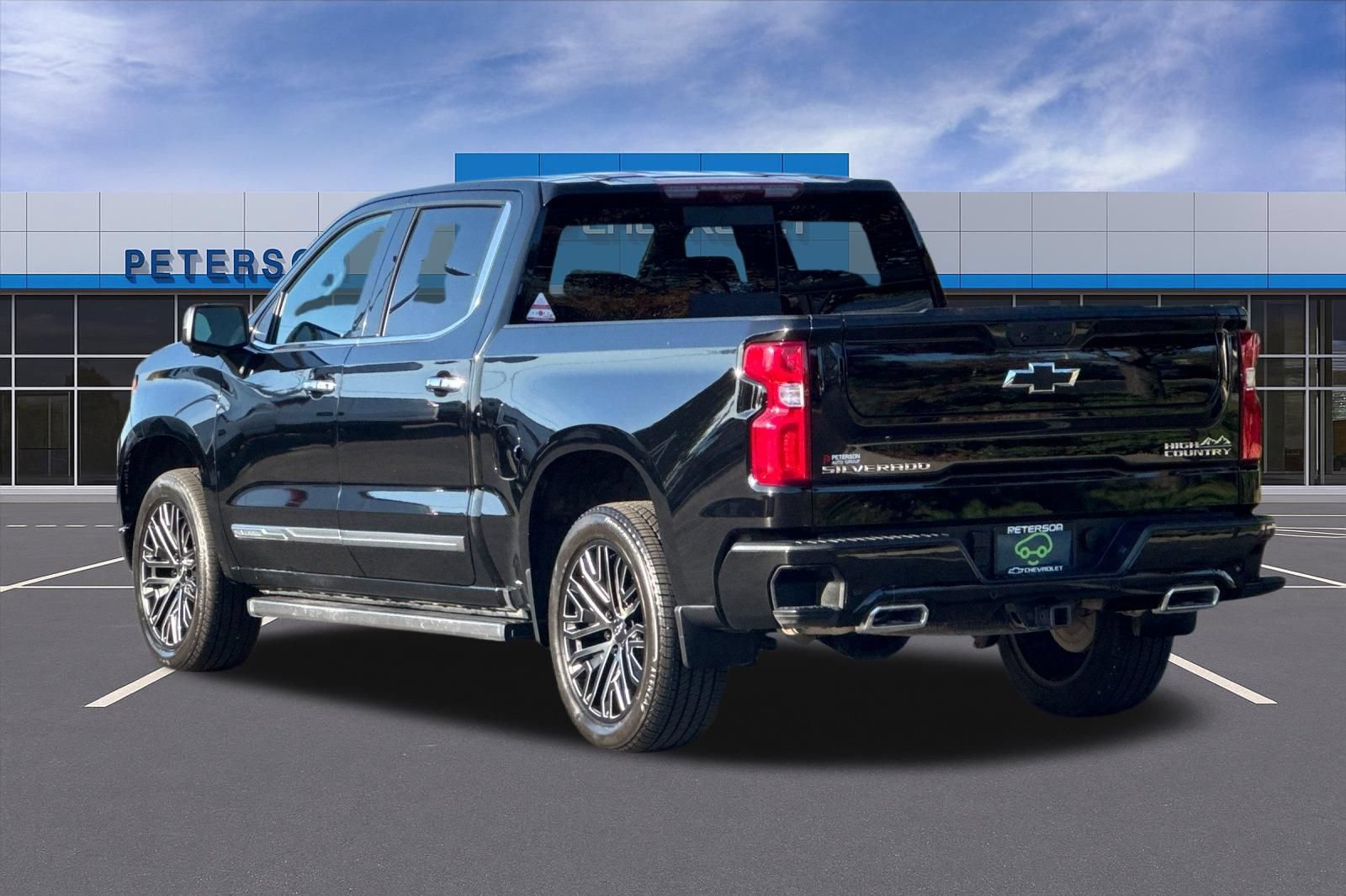 Certified 2024 Chevrolet Silverado 1500 High Country AWD/4WD image 6