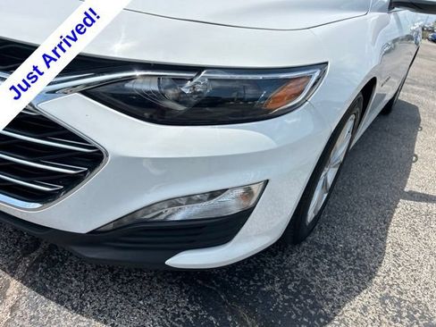 Used 2024 Chevrolet Malibu LT FWD image 9