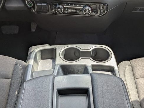 Used 2024 Chevrolet Silverado 2500 LT AWD/4WD image 20