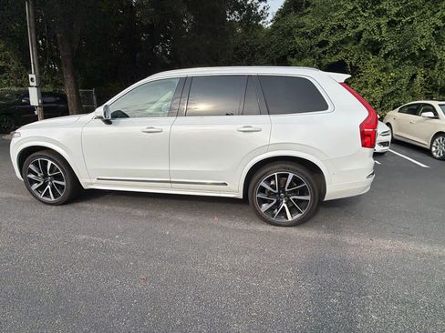 Used 2023 Volvo XC90 B6 Plus w/ Protection Package Premier AWD/4WD image 12