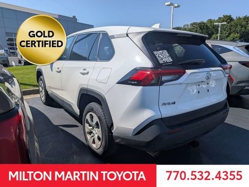 Used 2023 Toyota RAV4 LE FWD image 4
