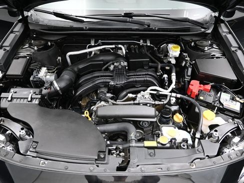 Used 2021 Subaru Outback Limited AWD/4WD image 8