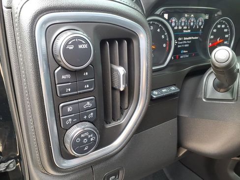 Used 2021 Chevrolet Silverado 1500 High Country w/ Technology Package image 20